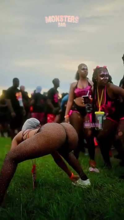 She wasn't having any interruptions 😂 (📷:@b<wbr>ajant<wbr>ube)