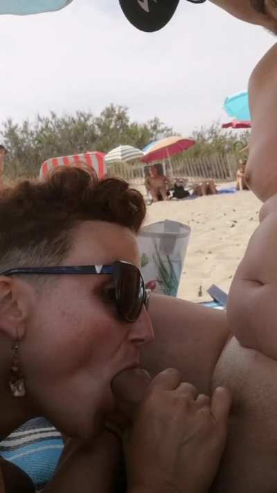 I love knowing people are watching me suck cock 🍆🍆🤤🤤🏖<wbr>️🏖️