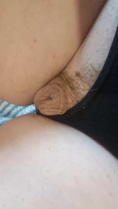 Lick 😋🤤 my wet 💦 clitty 👅