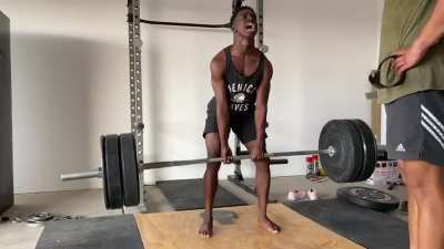 5'3 125lbs - Not everything is about girls. Have fun with life and work on yourself