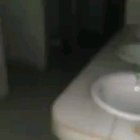 Se imaginan una película de miedo con guardias de seguridad mexicanos? Sería la comedia perfecta
