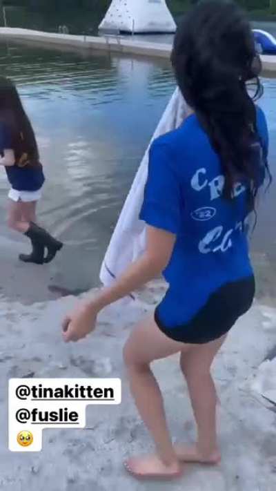 Leslie booty