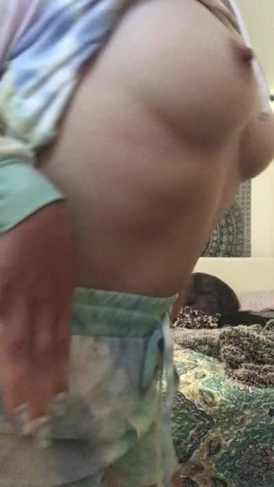 [Drop] let my tittys drop for you !!!