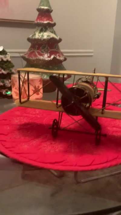 Can anyone identify this plane and tell me the year it’s from?