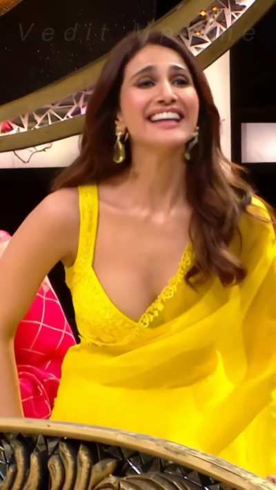 Vaani Kapoor is pure Nasha 
