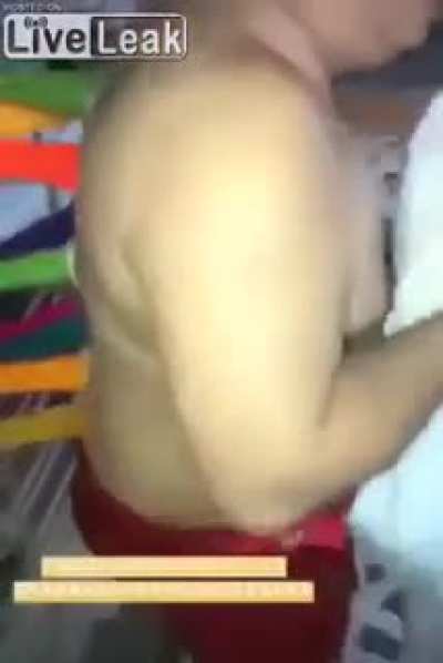 oq o muca fez com o seu pai