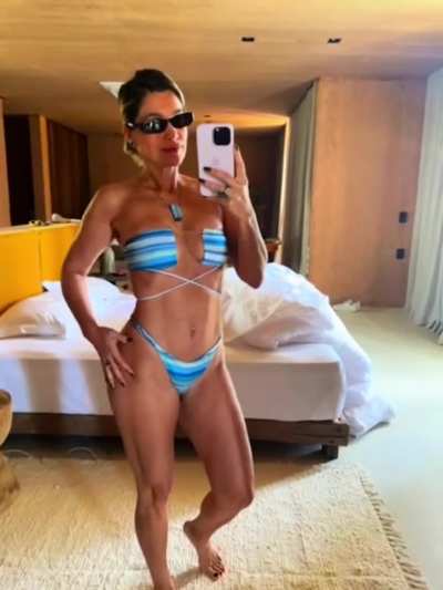 Flávia Alessandra