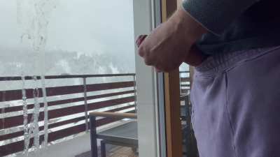 Snowy day cumshot!
