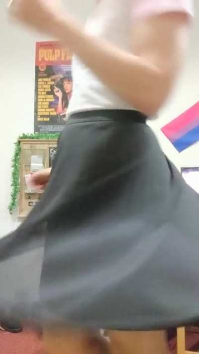 My first time wearing a skirt, they really do go spinny 😁