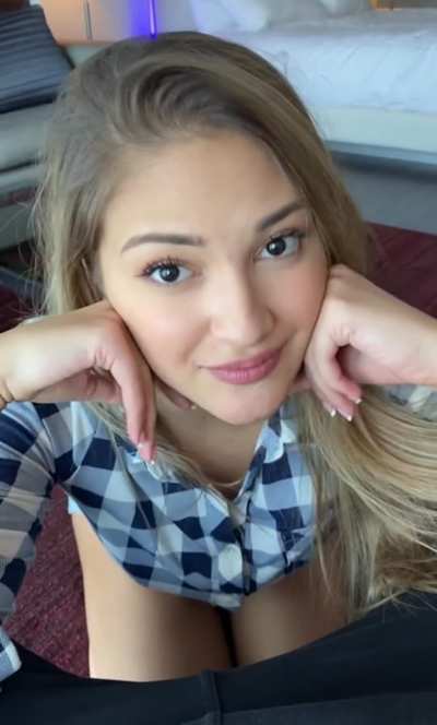 Gizelle Blanco is so pretty