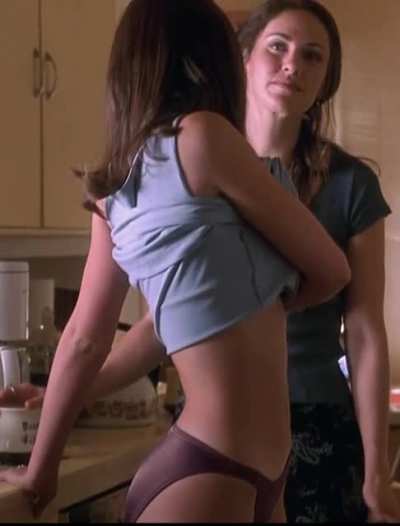 Jennifer love Hewitt..