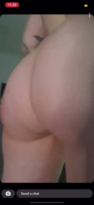 Smackin’ her ass