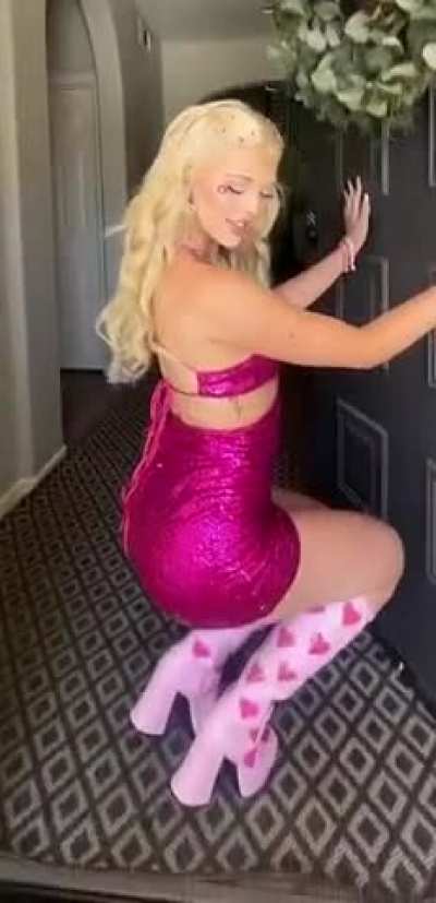 mind-blowing pink dress