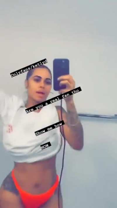 Funny how she wants fans to show her how much of a fan they are but won't show nothing in return.