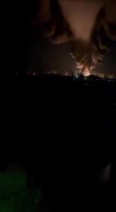 Russian civilians are filming the attack of Ukrainian UAVs on the Lukoil facility in Smolensk. 11/09/2025