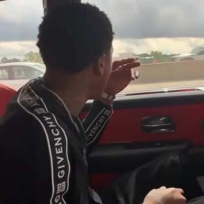 If you’re trying to sell a songs at least have rare songs and not sell already leaked songs that are everywhere . nigga really tried to sell “bodies” for $5 like come on
