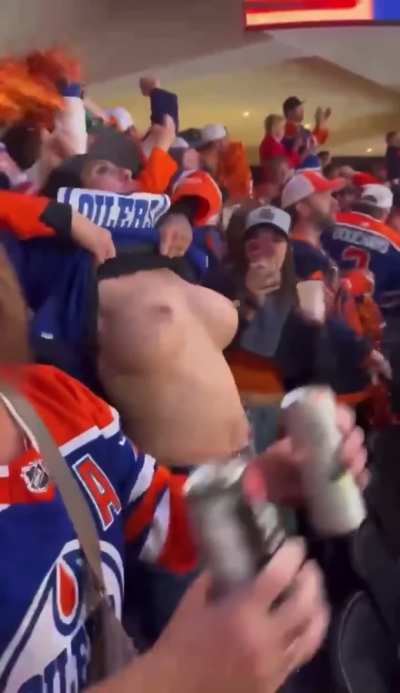 BIG Hockey Fan