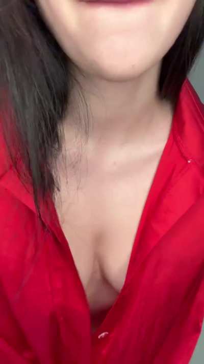 I feel good in this outfit