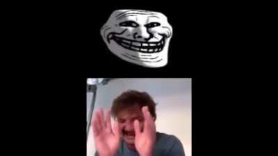 Troll face de 2010 yıllarında bizim gibi mutlu ama hayat ona da bize de acımadı seni seviyoruz troll face umarım eski mutlu günlerine geri dönersin