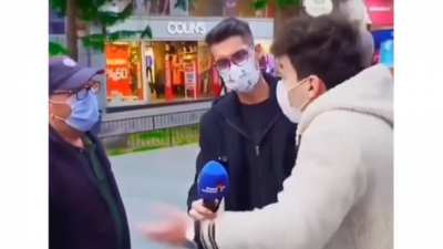 Ananızı sikeyim sizin orospu çocukları. Nasıl hala bu partinin sempatizanı olabilirsiniz ya? Lan bu adamlar kuru ekmek yiyorlarsa aç değiller diyor siz de evet diyorsunuz resmen. Amiankoyim şu ülkeyi bir tane kumanya paketine sattınız ya ananizi sikeyim. 