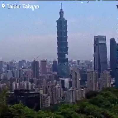 7.4 magnitude earthquake hits Taiwan