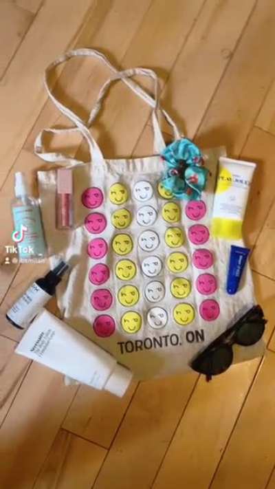 Hot girl tote bag?