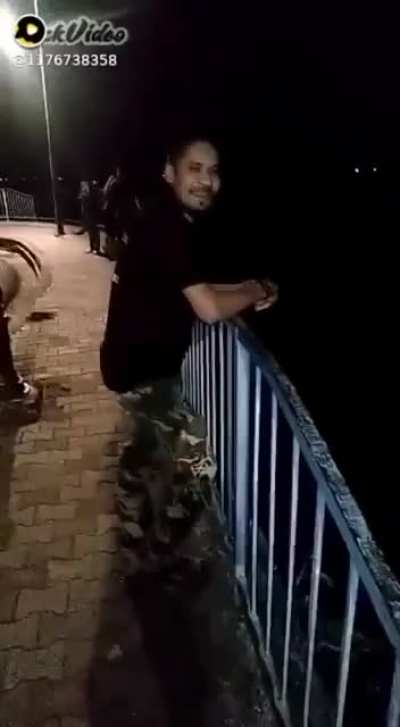Let's catch this motherfucker .. location Bhopal near Bada Talab