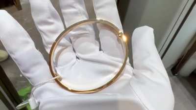 Cartier bracelet VK version What do you think of the same weight as 18k?
