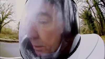 I saw some Top Gear in here earlier, so I though about sharing one of my favorite moments