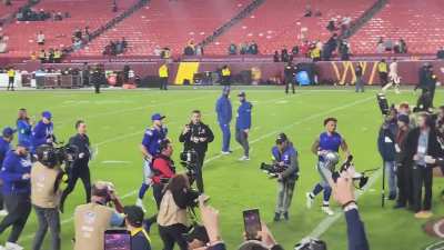 LIVE FOOTAGE OF GEQBUS LEAVING THE FIELD AFTER HIS GLORIOUS VICTORY! SO MUCH WINNING!!