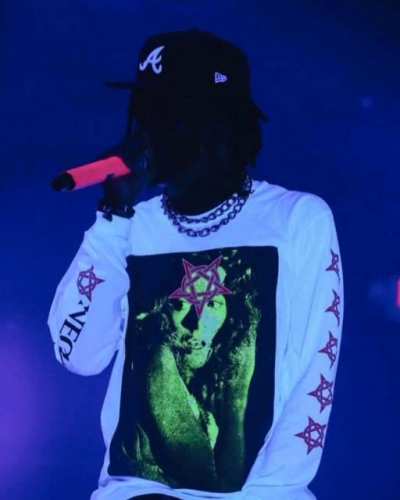 Molly and Athena as the 2nd verse, I posted a Athena verse on the molly beat and y’all asked to me to send it so here it is. I like it. Y’all can put it on other SoundCloud if y’all want 2. (2nd verse start in 1:18)