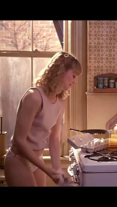 Shelly long