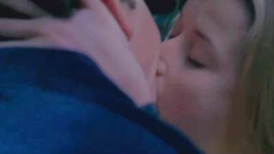 Reese Witherspoon hot kissing scenes in Fear (1996)
