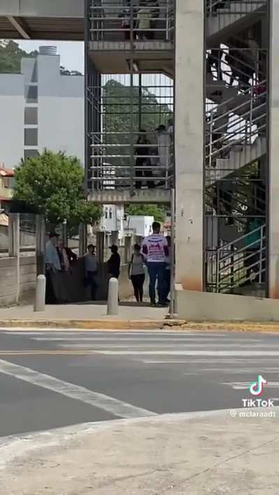 O que eu gosto nos crentes é que eles são respeitosos (imagens de 12/10)