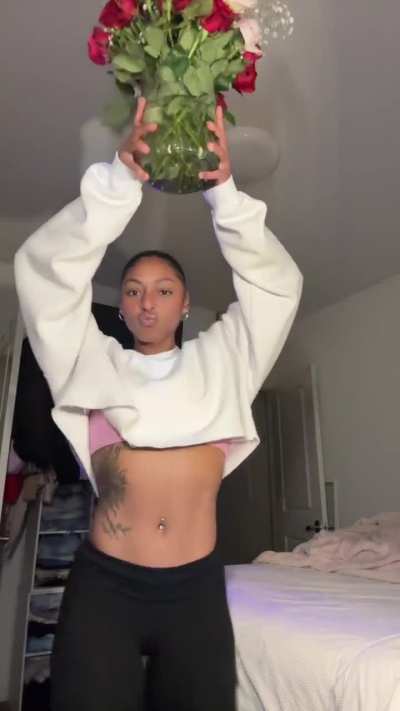 @Layslonelyfans