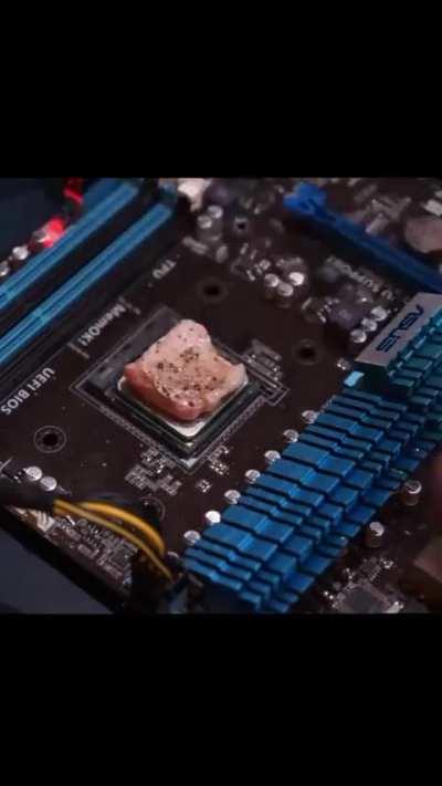 “How do you want your meat cooked sir?” “Minecraft with mods and shaders please.”