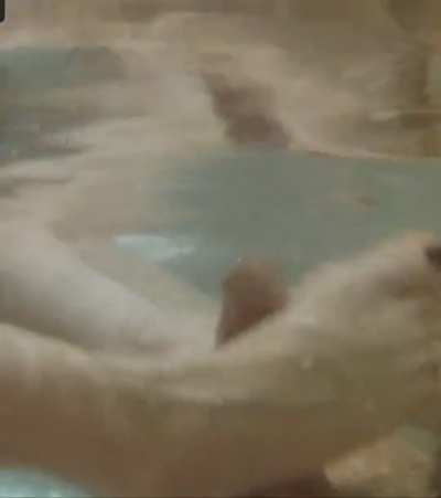 Footjob under Water 