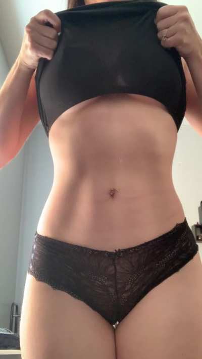 A shirt with a buoy-in bra makes for a great titty drop