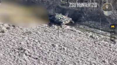 RU POV Zaporizhzhia direction, a Ukrainian tank gets hit