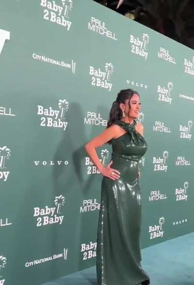 Attending the Baby2Baby Gala in Los Angeles | November 2023