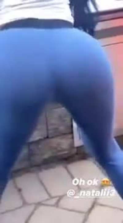 🤤