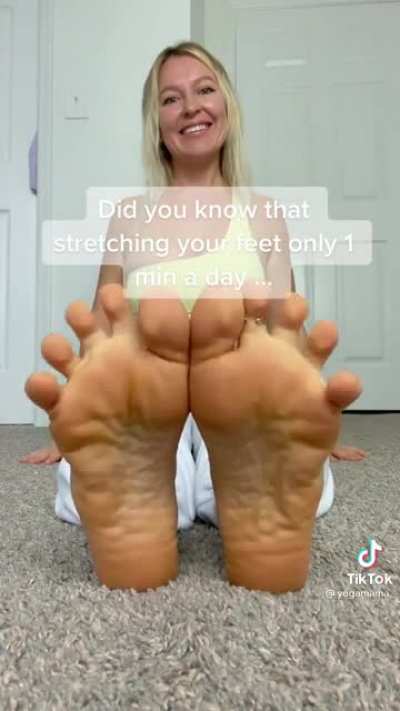Sweaty orange soles 🥵