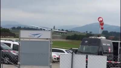 Antonov AN-2 lands early on runway, ripping off its landing gear and swerving off the runway (8-23-2019)