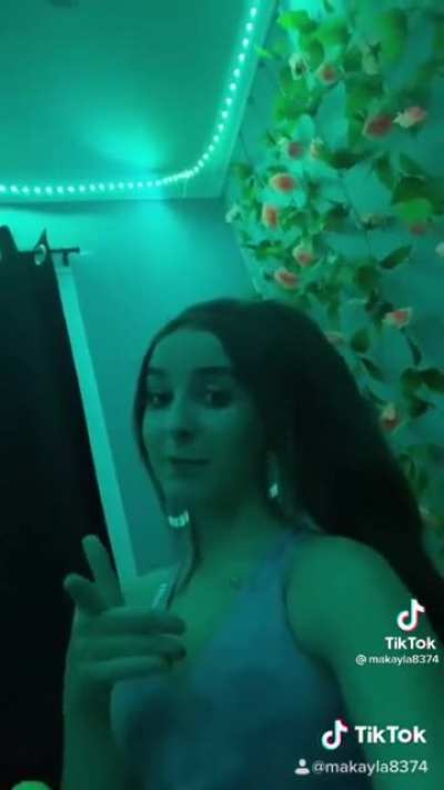 🤤