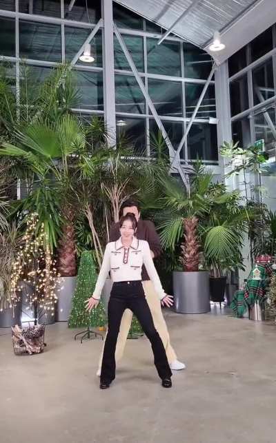 231122 J.Y. Park TikTok Update - “Changed Man” Dance Challenge with Jihyo and J.Y. Park