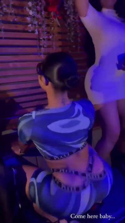 Ari fletcher fat ass booty