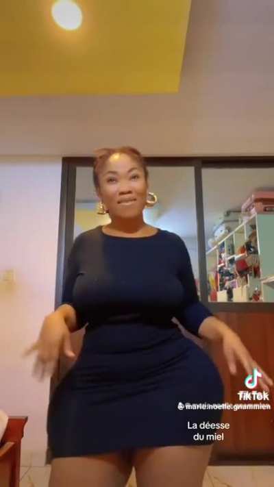 Ghana Aunty