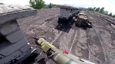 Archival footage of GUR fighters firing at DPR positions with grenade launchers in Sievierodonetsk