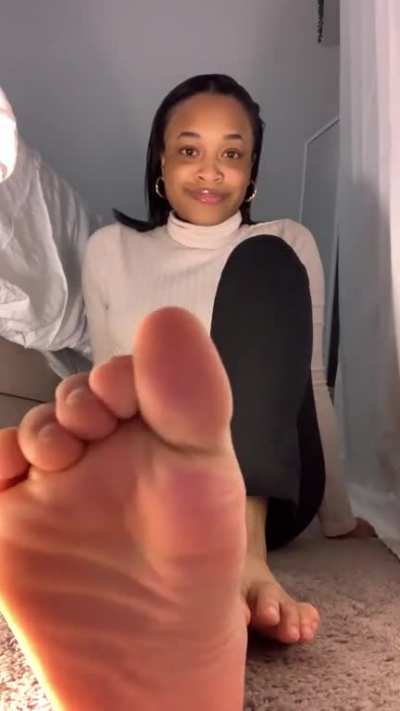 Get on your knees & find out how good my feet taste after work