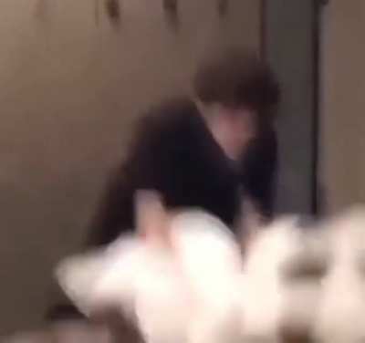 🙈